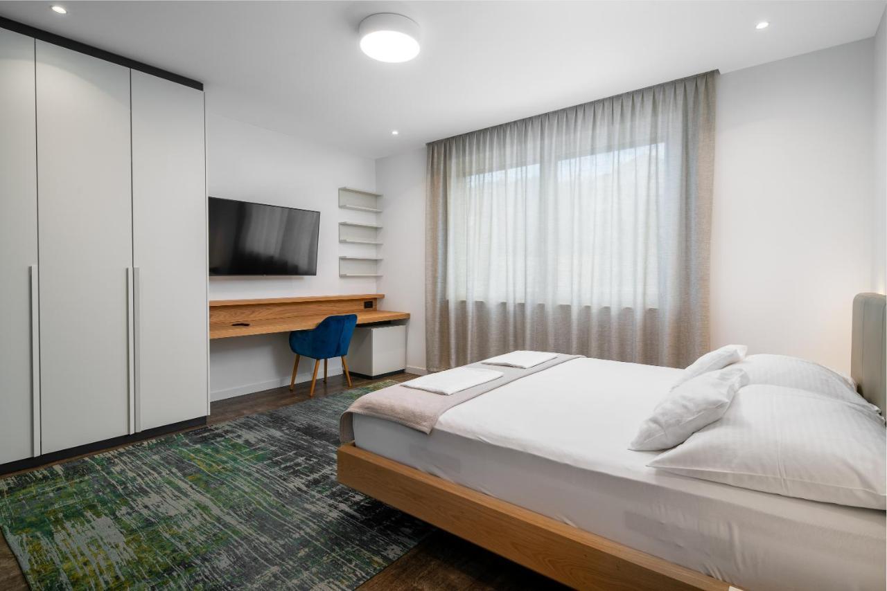 Acadia Beach Villas & Apartments Слатине Екстериор снимка