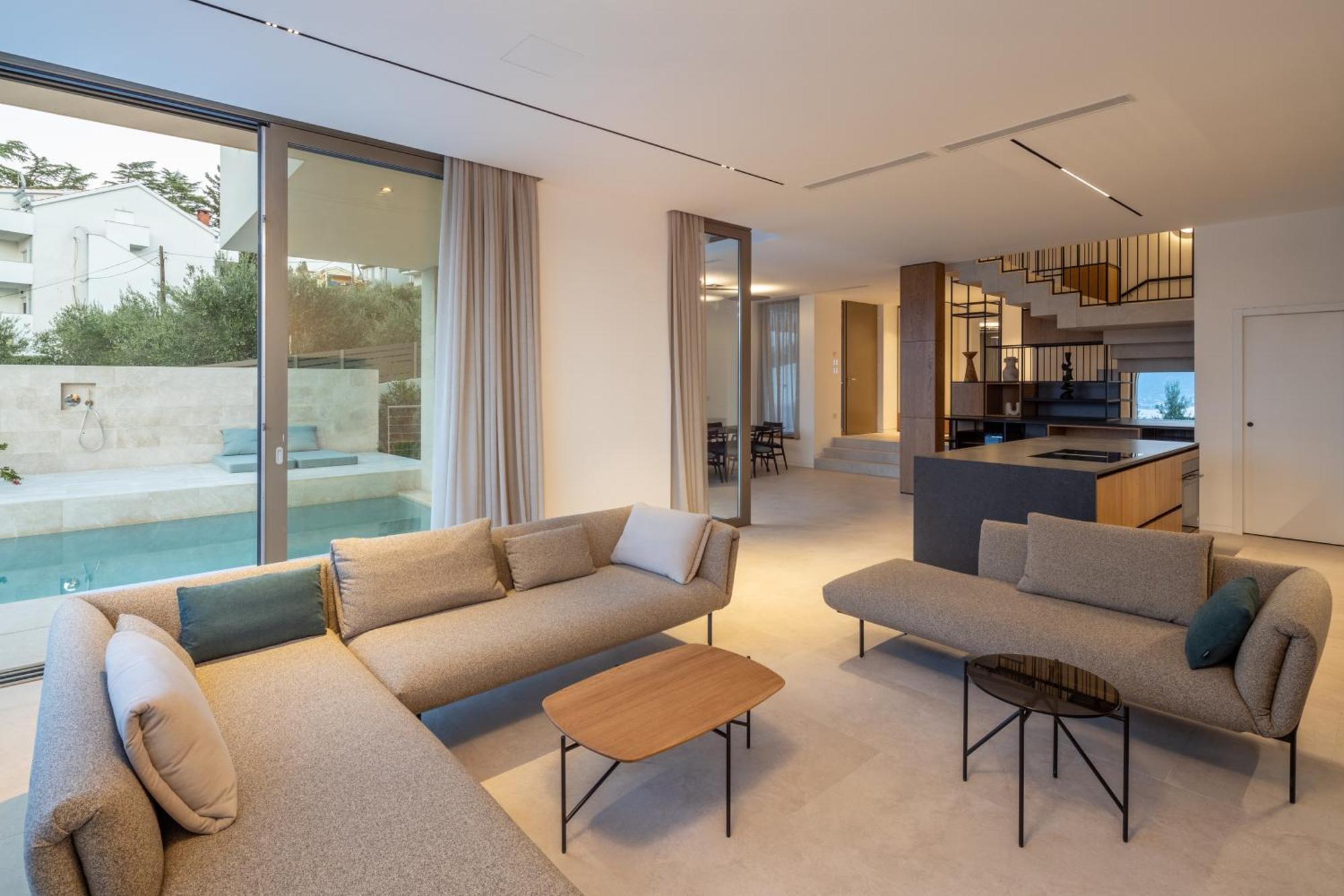 Acadia Beach Villas & Apartments Слатине Екстериор снимка