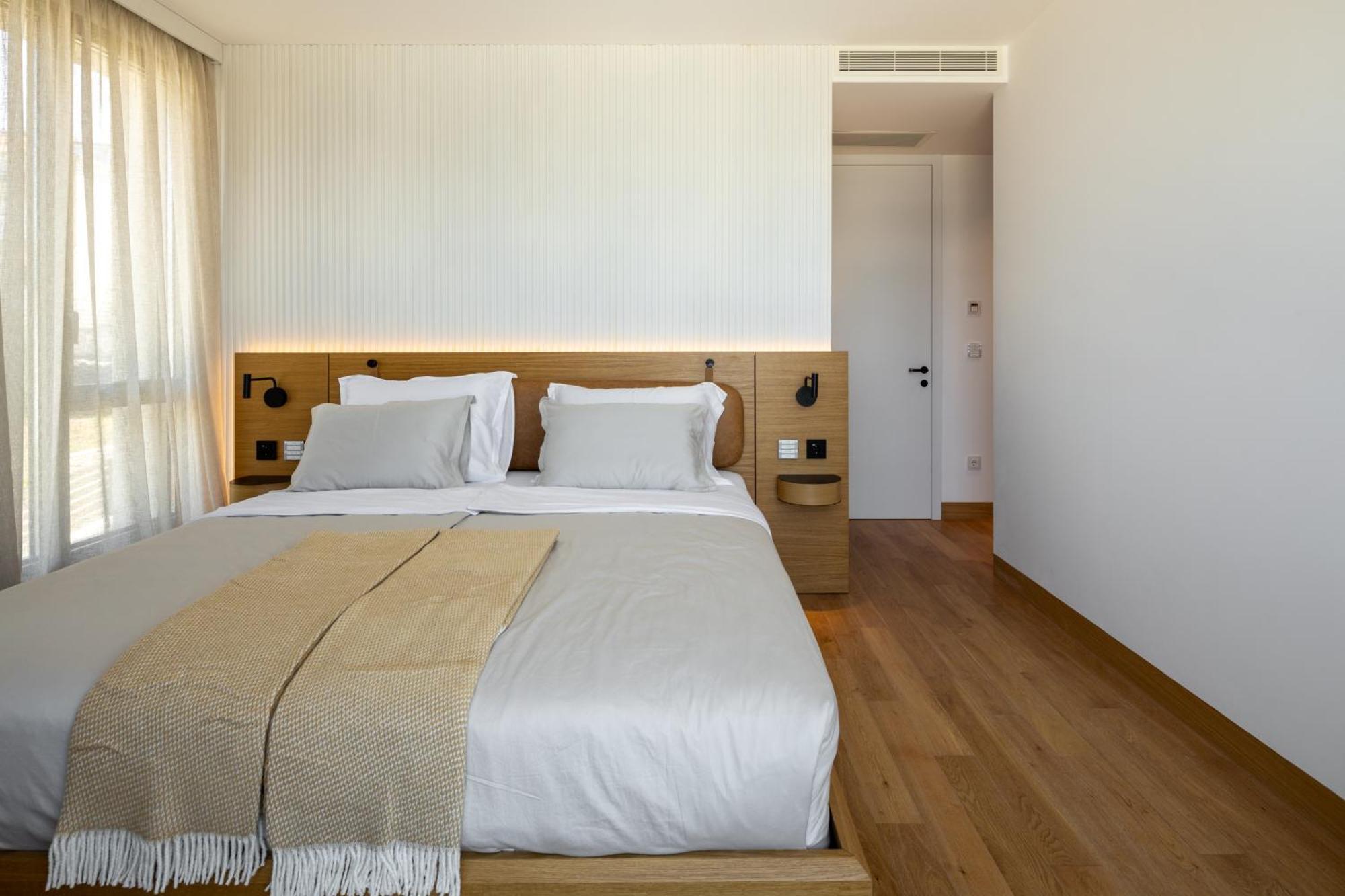 Acadia Beach Villas & Apartments Слатине Екстериор снимка