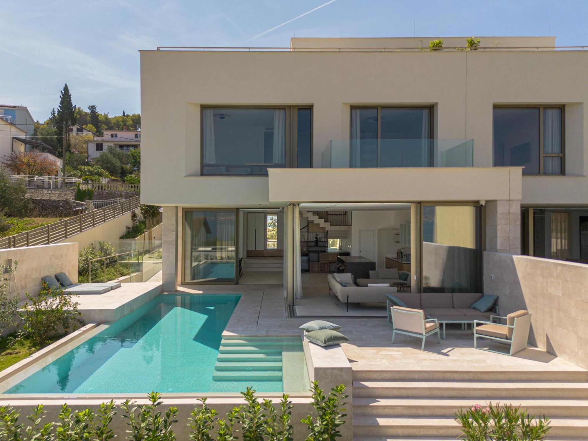 Acadia Beach Villas & Apartments Слатине Екстериор снимка