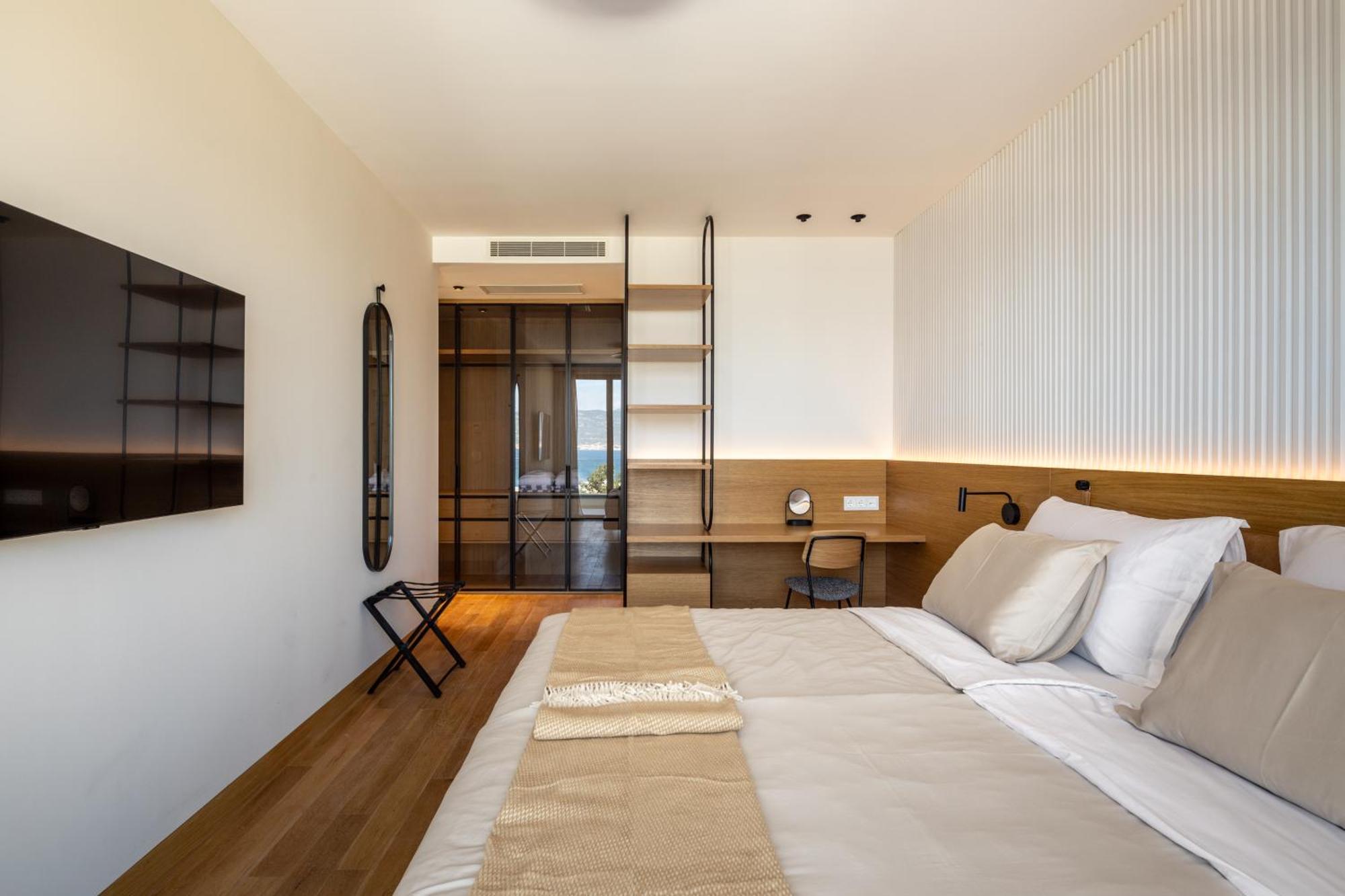 Acadia Beach Villas & Apartments Слатине Екстериор снимка