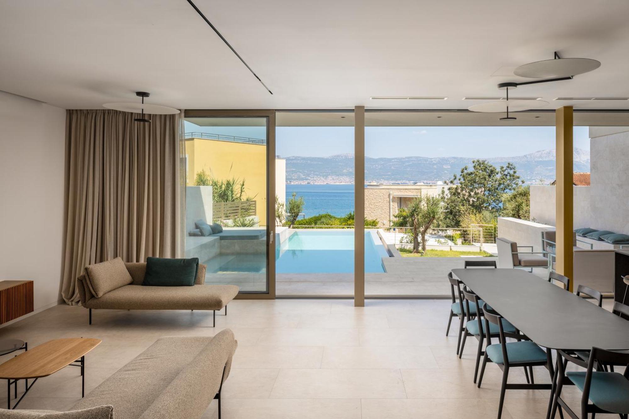 Acadia Beach Villas & Apartments Слатине Екстериор снимка